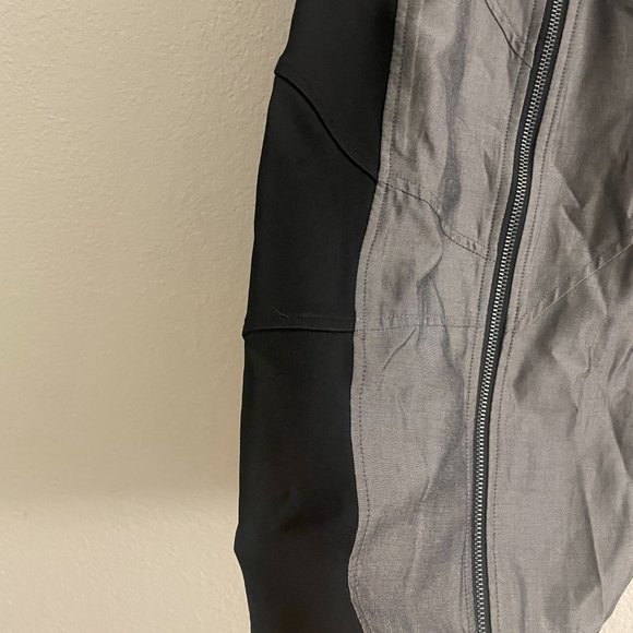 BEBE DRESS • SIZE XS • FORM FITTING • GREAT CONDITION - Picture 11 of 12